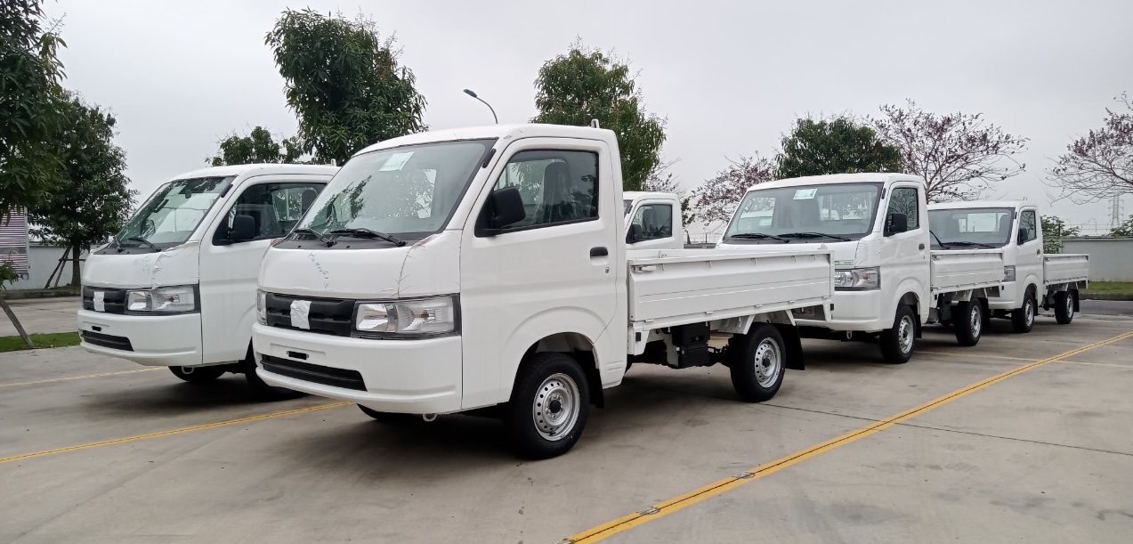 Suzuki 7 tạ nhập khẩu